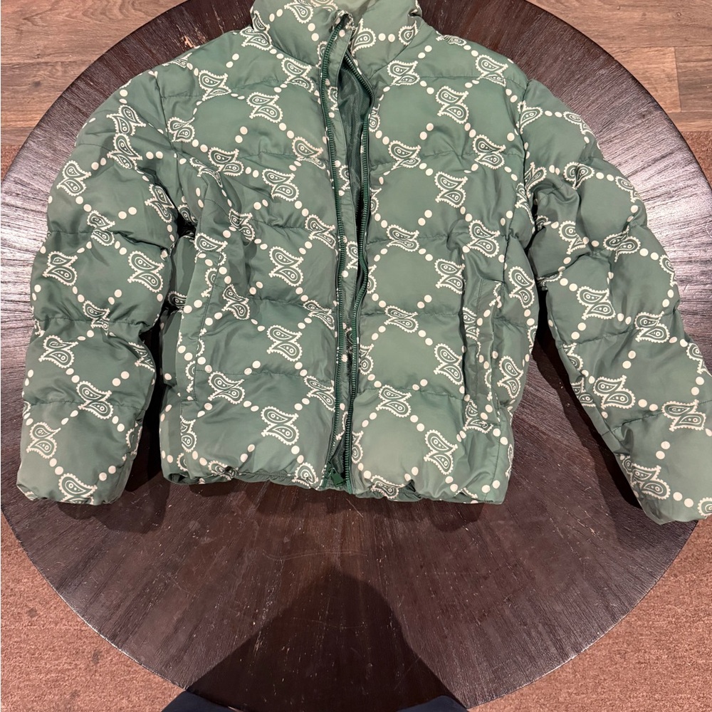 Green Patterned Puffer Jacket - Picture 3 of 7